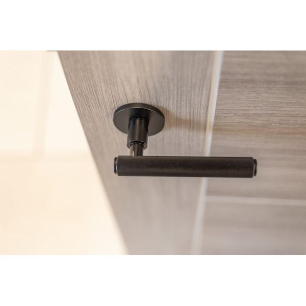 Millhouse Brass Stephenson Knurled Lever Door Handle on 5mm Slimline Round Rose - Matt Black - MHSR250MB - Choice Handles