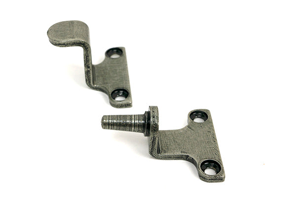 From The Anvil - Pewter 10" Reeded Stay (Steel Window) - 52021