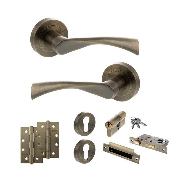 STATUS Colorado Door Handle Pack (Euro Lock Set - 2.5" CE Sashlock, 4" Slim Knuckle Hinges x2) - Antique Brass - ADPS34RAB24 - Choice Handles