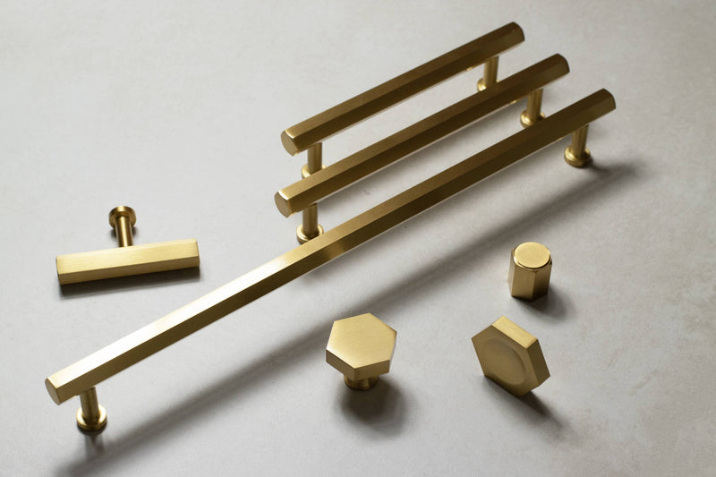 Millhouse Brass Pennington Hexagonal T-Bar Cabinet Pull Handle on Backplate 320mm - Satin Brass - MHCHB17320SB
