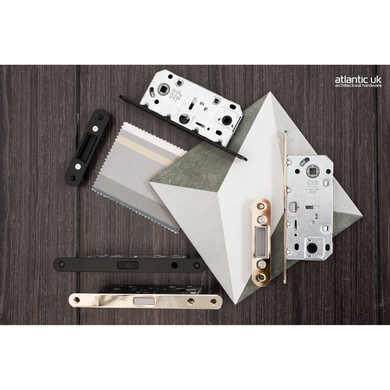 AGB Polaris 2XT Magnetic Bathroom Lock 35mm backset - Matt Black - AGB2XT25WCMB - Choice Handles