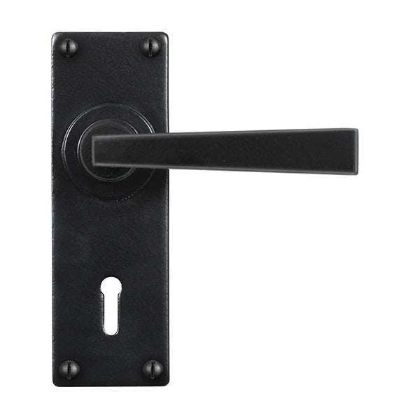 Stonebridge - Arundel Armor Coat ® Flat Black Lever Handle on Backplate (Lock/Keyhole) - FB1124 - Choice Handles