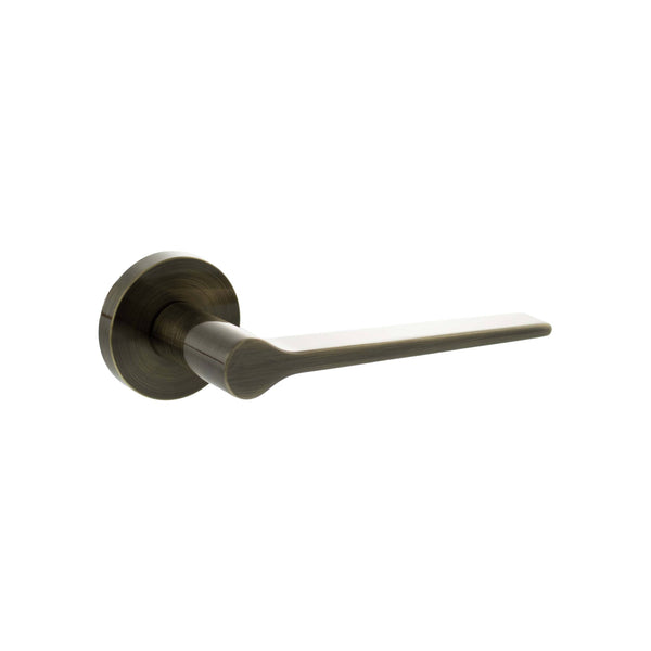 Senza Pari Laviano Lever Door Handle on Minimal Round Rose - Antique Brass - SPR180AB - Choice Handles