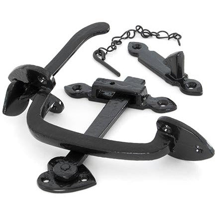From The Anvil - Cast Thumblatch Set with Chain - Black - 33321 - Choice Handles