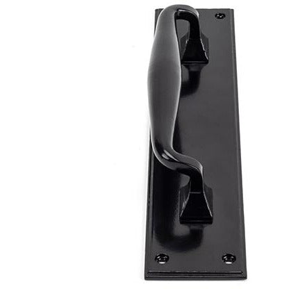 From The Anvil - Pull Handle on Backplate - Black - 33466 - Choice Handles