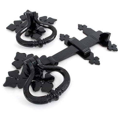 From The Anvil - Shakespeare Latch Set - Black - 33819 - Choice Handles