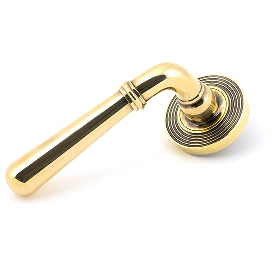 From The Anvil - Newbury Lever on Rose Set (Beehive) - Aged Brass - 45757 - Choice Handles