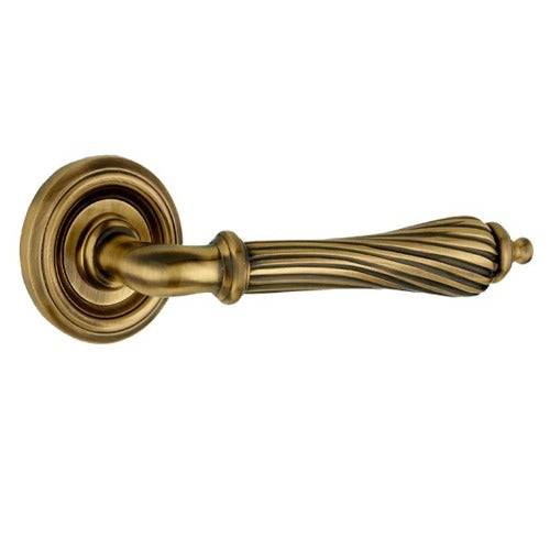 Frelan  - Giselle Door Handles On Round Rose  - Antique Brass - JV652AB - Choice Handles