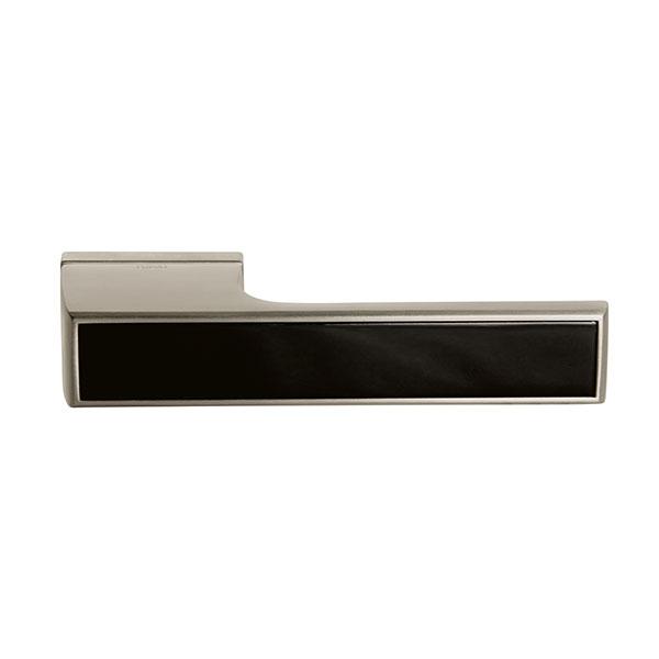 Tupai Rapido VersaLine Tobar Designer Lever on Long Rose - Pearl Black Decorative Plate - Pearl Nickel - T3089LMBPL - Choice Handles