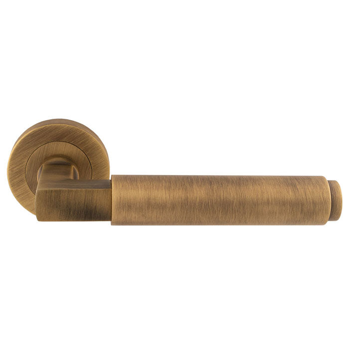 Carlisle Brass - Masano Lever On Rose - Antique Brass - EUL070AB - Choice Handles